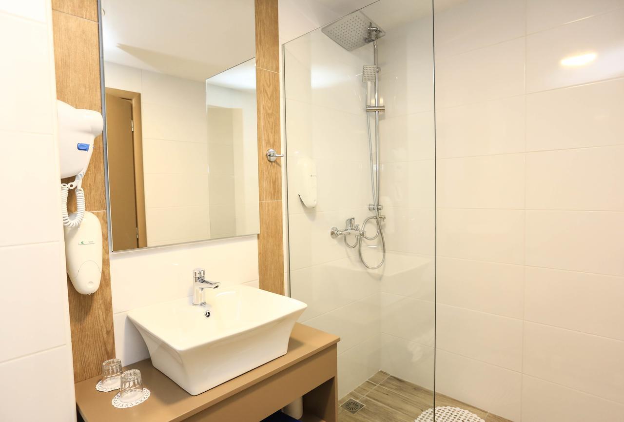 Blu Acqua 3*